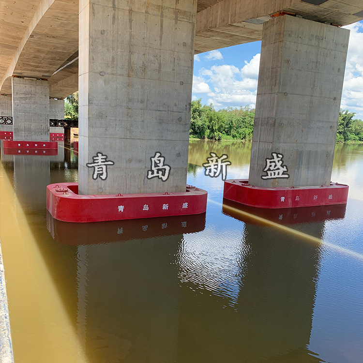 中交第一航务工程局有限公司浦北至北流高速公路南流江大桥防撞设施(图1)