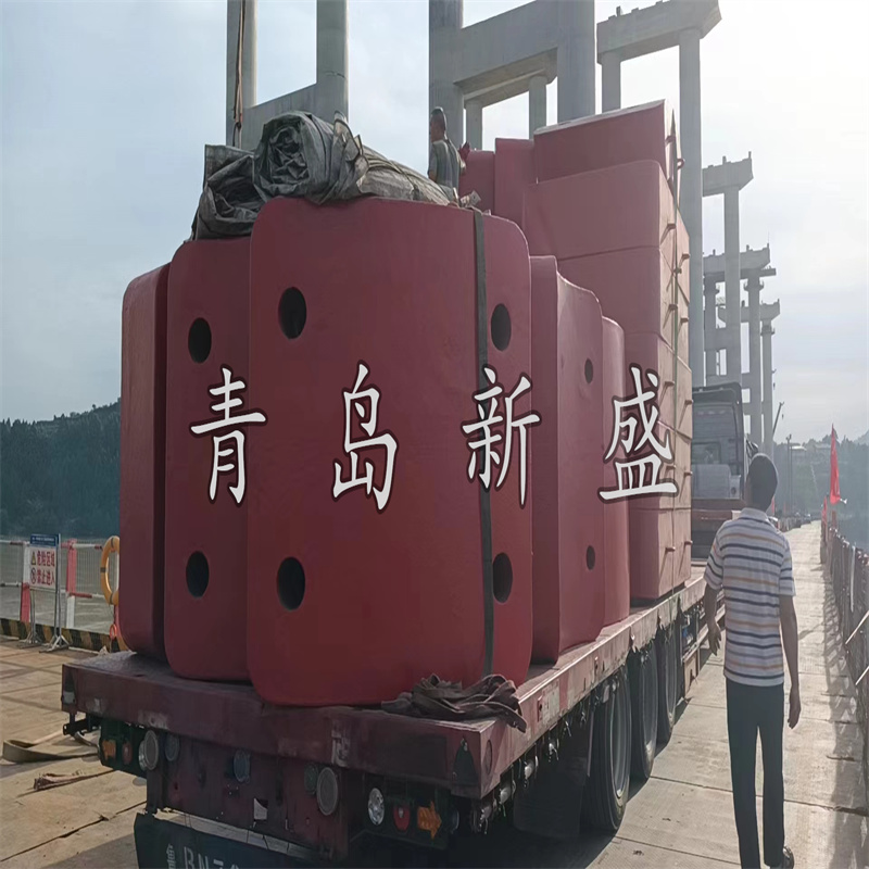 桥墩防撞设施是桥梁安全的守护者(图1)